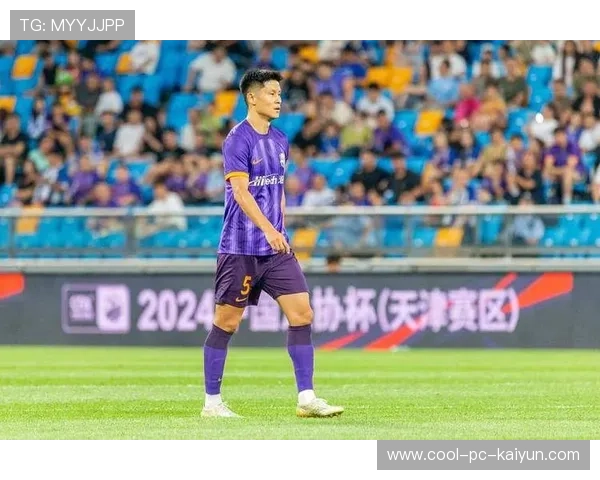 足球明星退役后转型教练比例持续攀升，足坛举行退役后当教练的